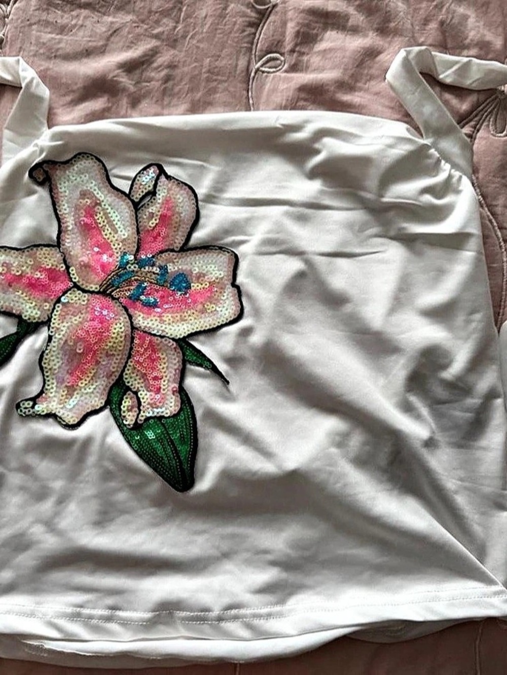 Sequin Floral Tank Top in White & Pink Like New